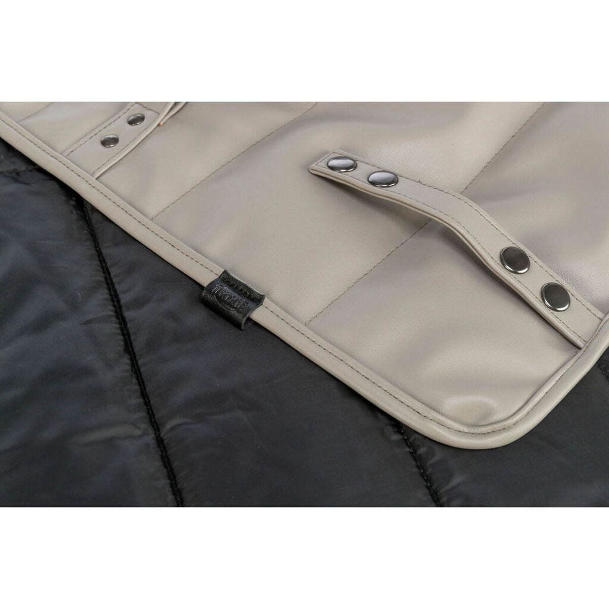 V3H2803177E2797E2F3C4CBAB723831F3B0R5531299P7