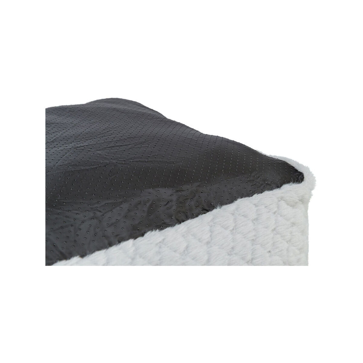 V2H7A08998B0B7565DECF2D1E501CC3C18FR7426664P9